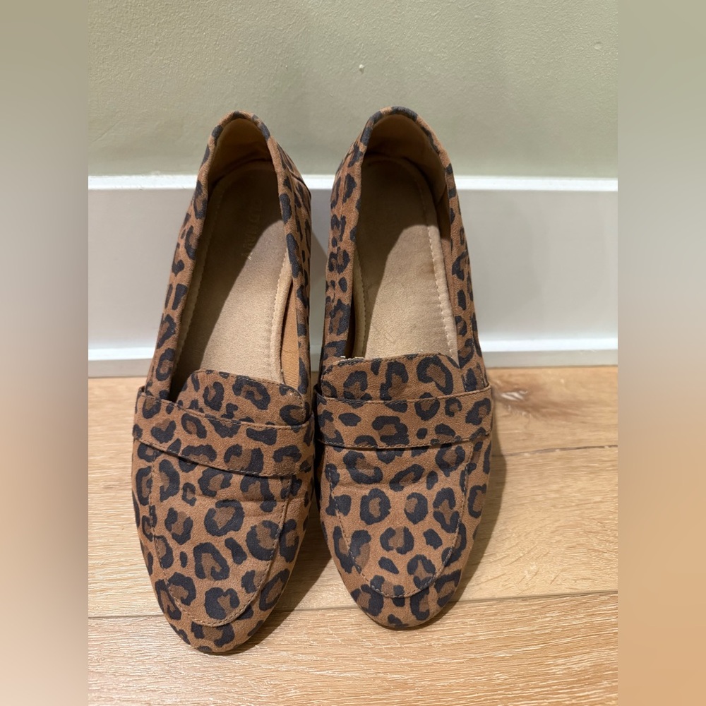 Old Navy Brown Leopard Print Flats